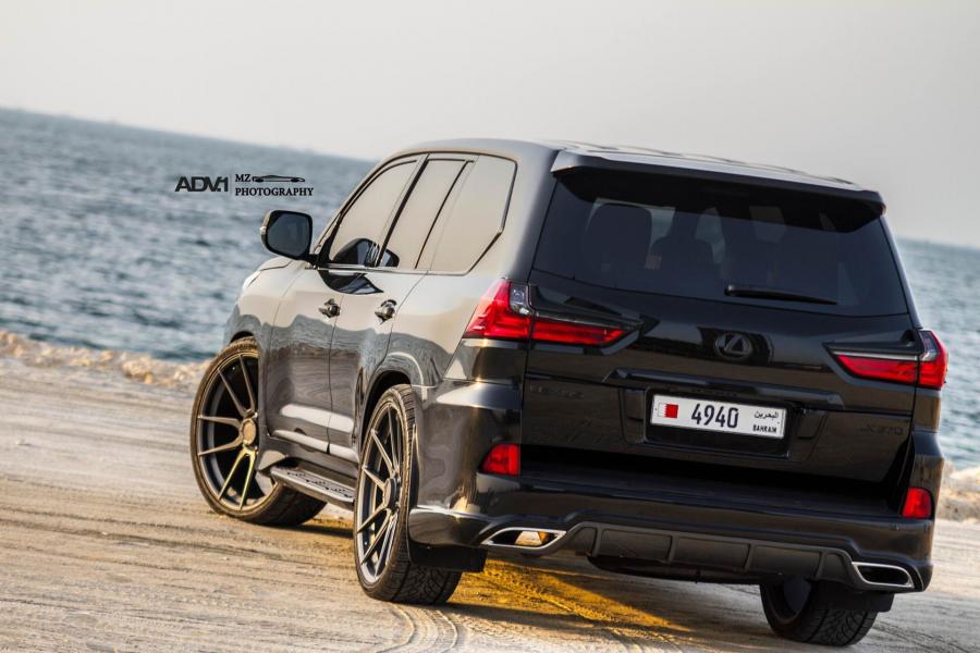  Lexus LX570 on ADV.1 Wheels (ADV5.0 M.V1 CS) 2016 года  (фото 7 из 10)